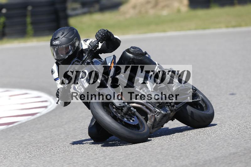 /Archiv-2025/48 25.08.2025 Cornu Master School ADR/blau-bleu/50